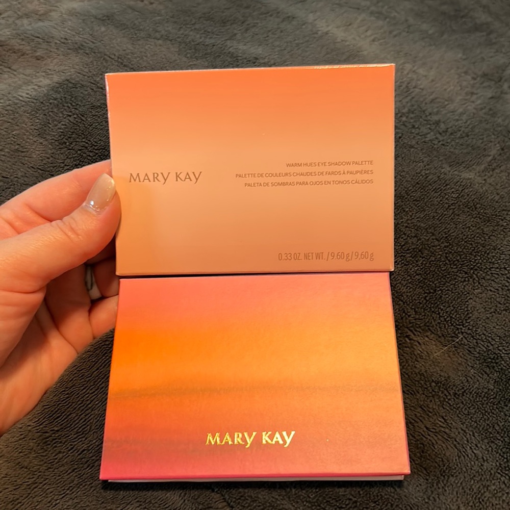 NIB Limited Edition eye shadow palette